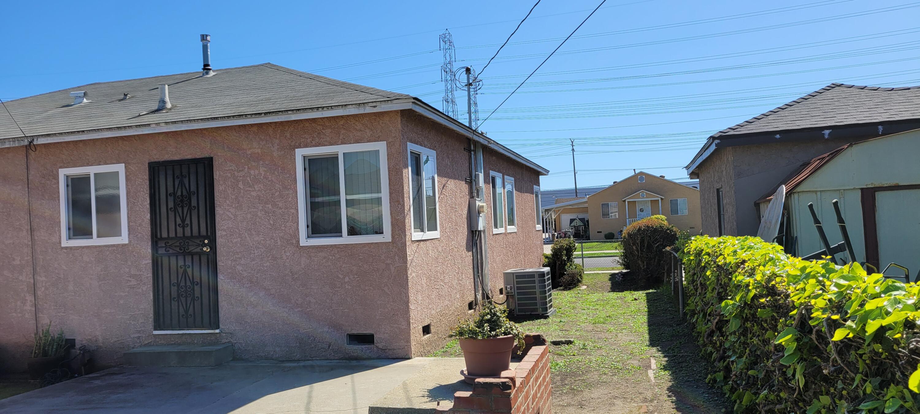 Compton, California, 90220, United States, 3 Bedrooms Bedrooms, ,1 BathroomBathrooms,Residential,For Sale,1944984