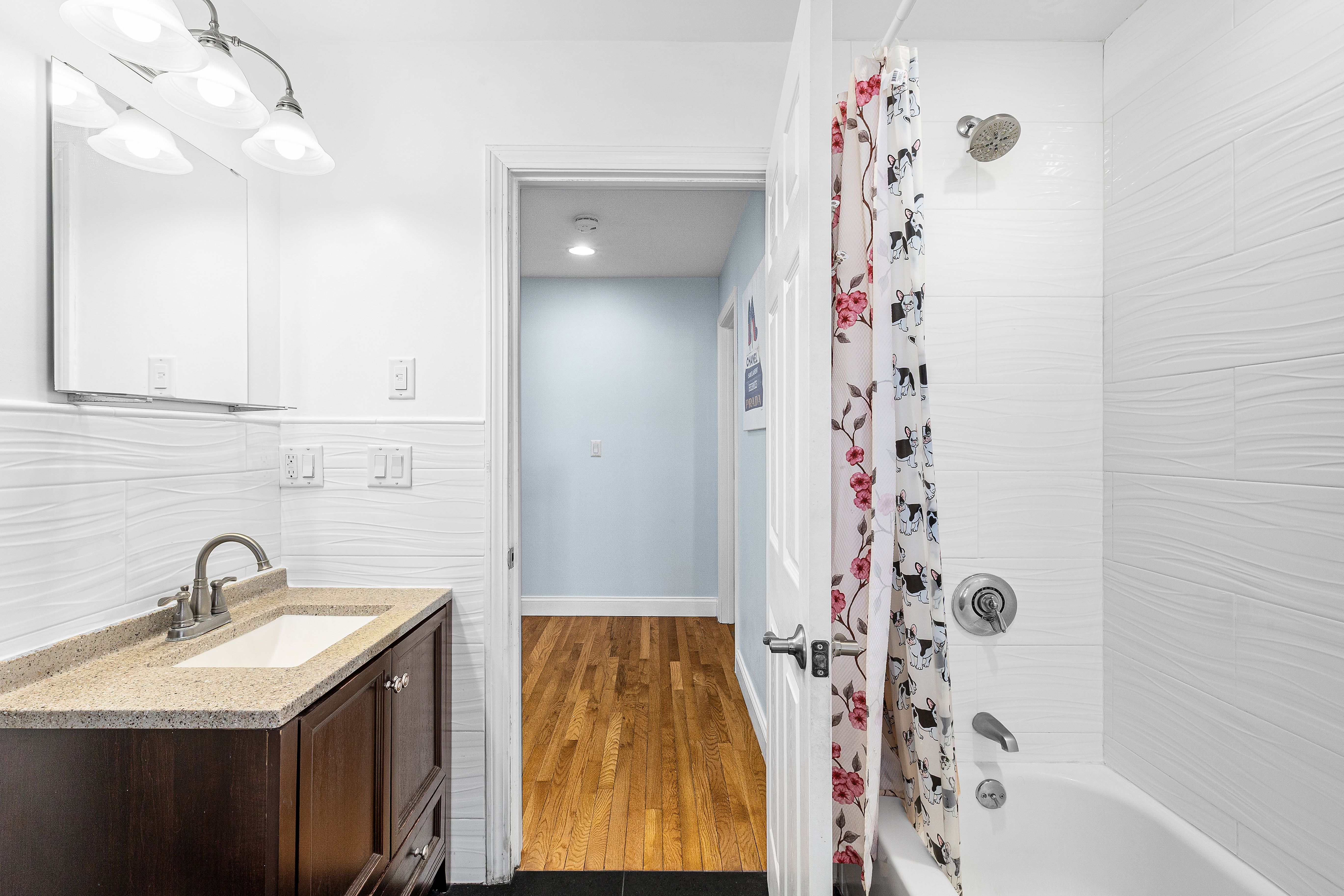  830 Washington Street, Unit 1, Stoughton, MA, 02072 - 物件實景