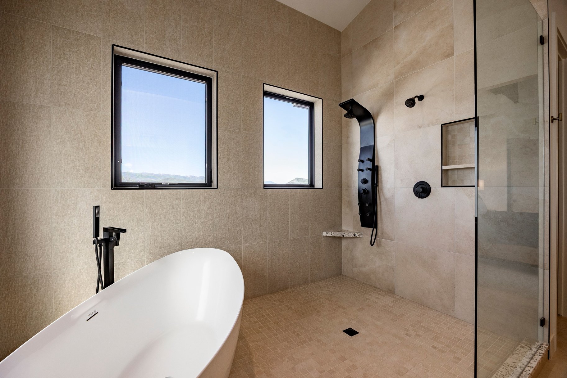  Turnkey Soaring Hawk Home with Panoramic Deer Valley and Jordanelle Views - 物件實景