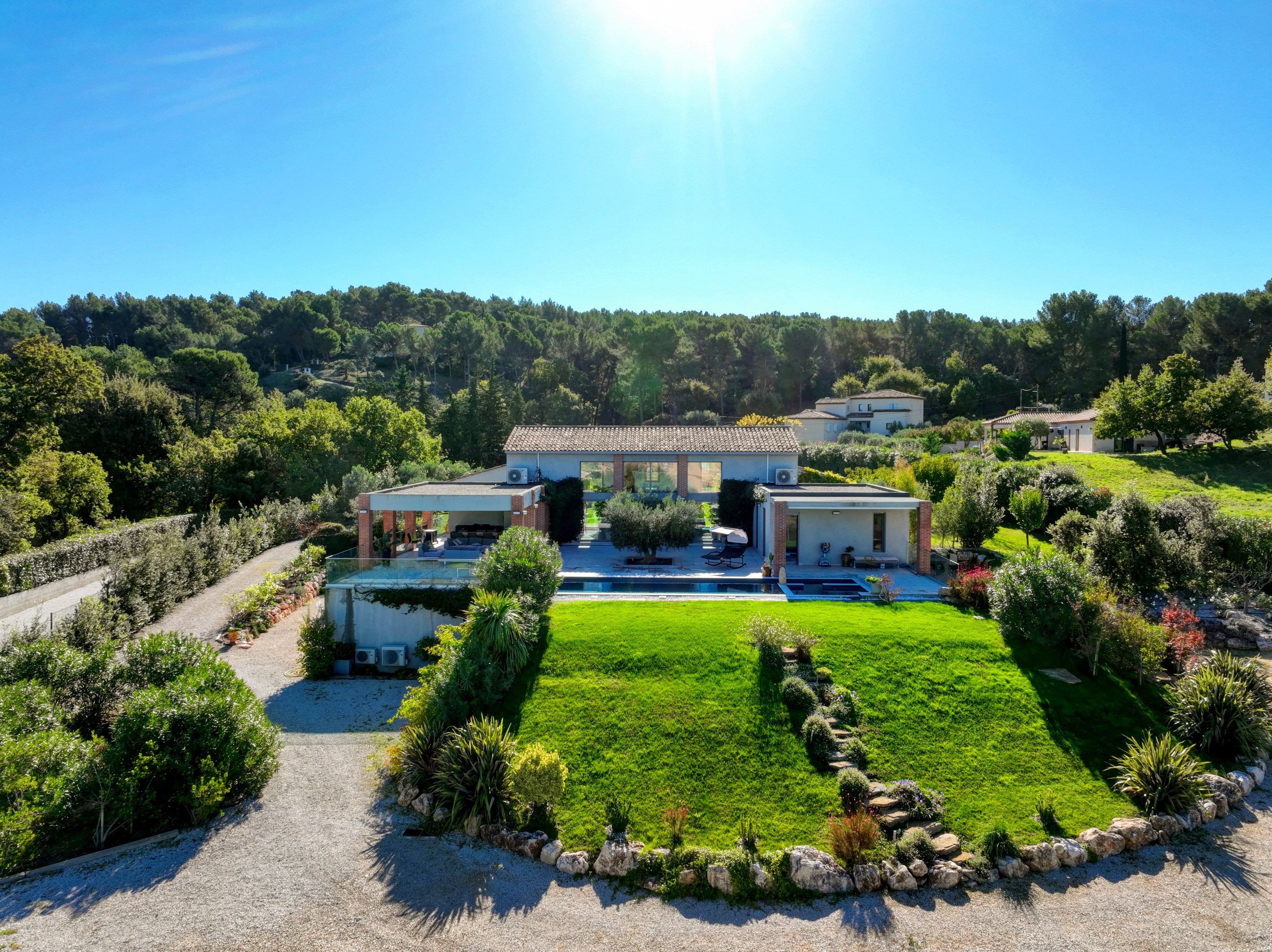  460 m² Contemporary Villa  Landscaped Grounds  Pool & Jacuzzi  Near Aix-en-P… - 物件實景