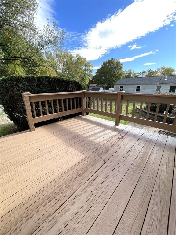 Grafton, Massachusetts, 01519, United States, 3 Bedrooms Bedrooms, ,1 BathroomBathrooms,Residential,For Sale,1982676