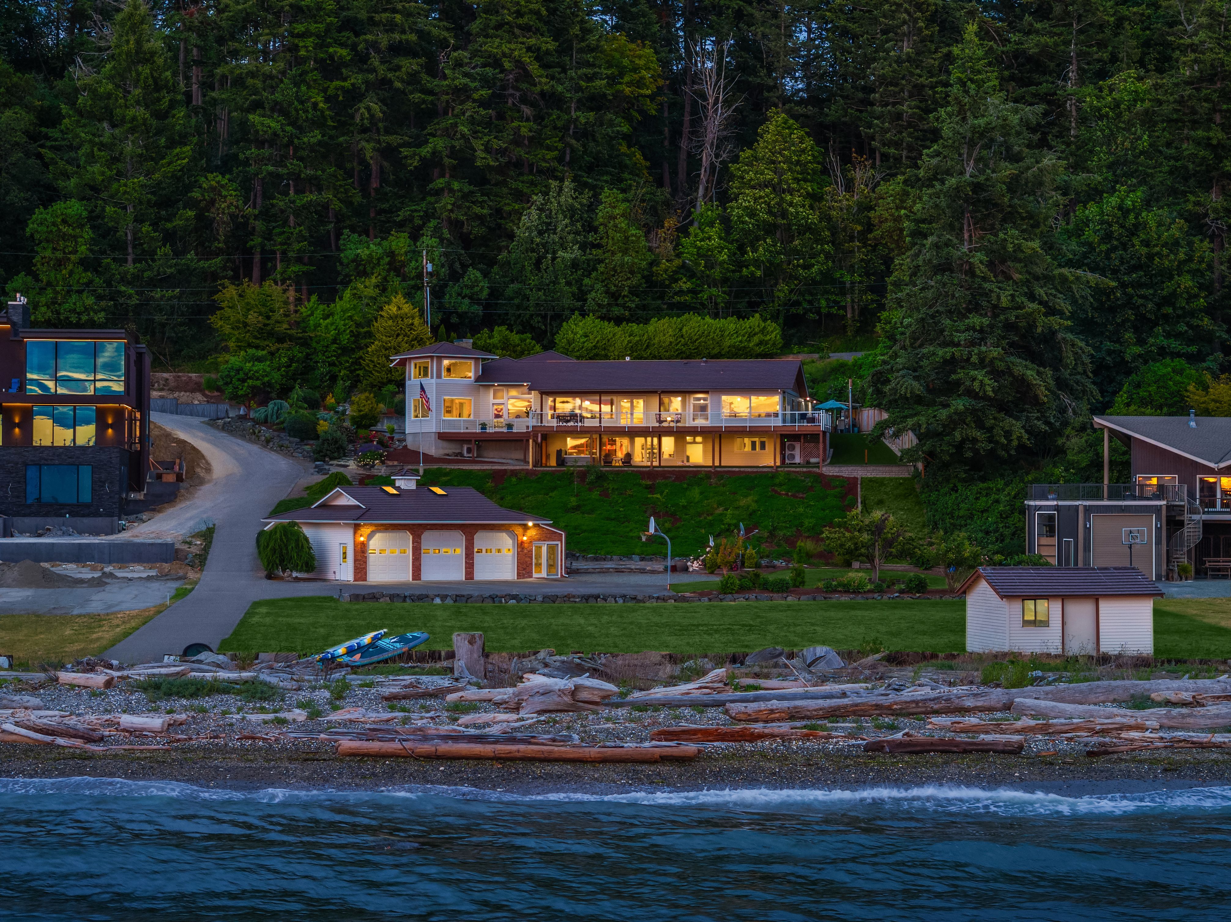  2106 Breezy Point Rd, Camano, WA 98282 - 物件實景