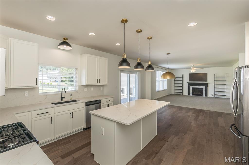 Cottleville, Missouri, 63376, United States, 4 Bedrooms Bedrooms, ,3 BathroomsBathrooms,Residential,For Sale,1927414