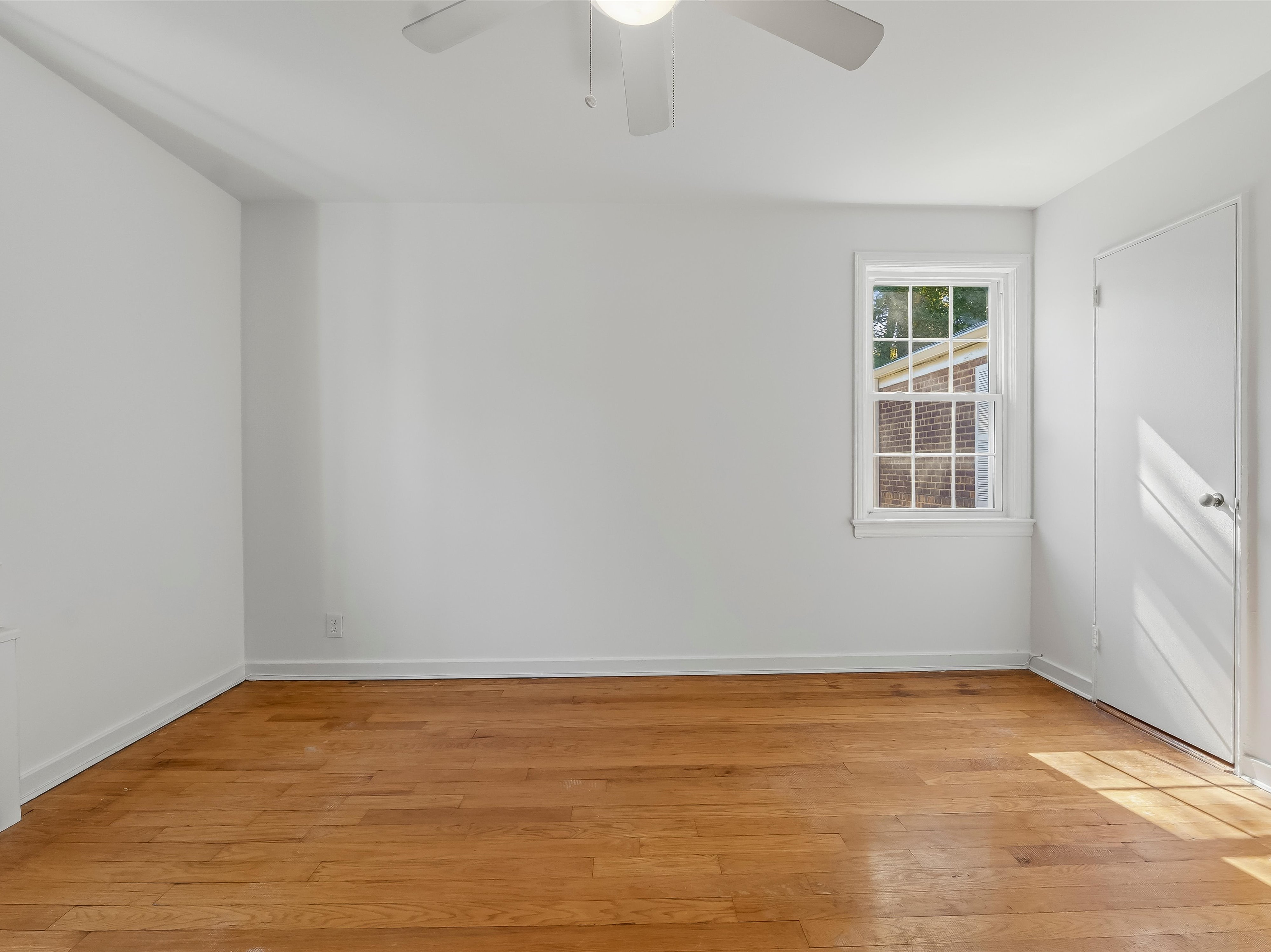  751 N Broadway - 物件實景