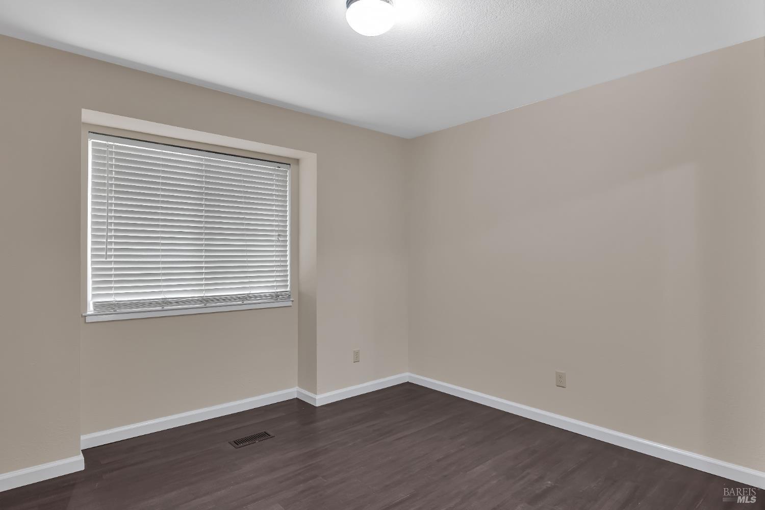 Vallejo, California, 94591, United States, 3 Bedrooms Bedrooms, ,2 BathroomsBathrooms,Residential,For Sale,2006262