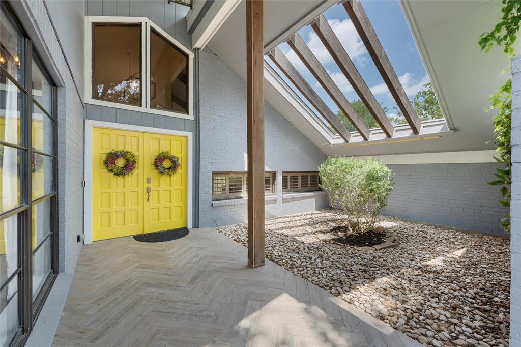 Woodway, Texas, 76712, United States, 4 Bedrooms Bedrooms, ,3 BathroomsBathrooms,Residential,For Sale,1951156