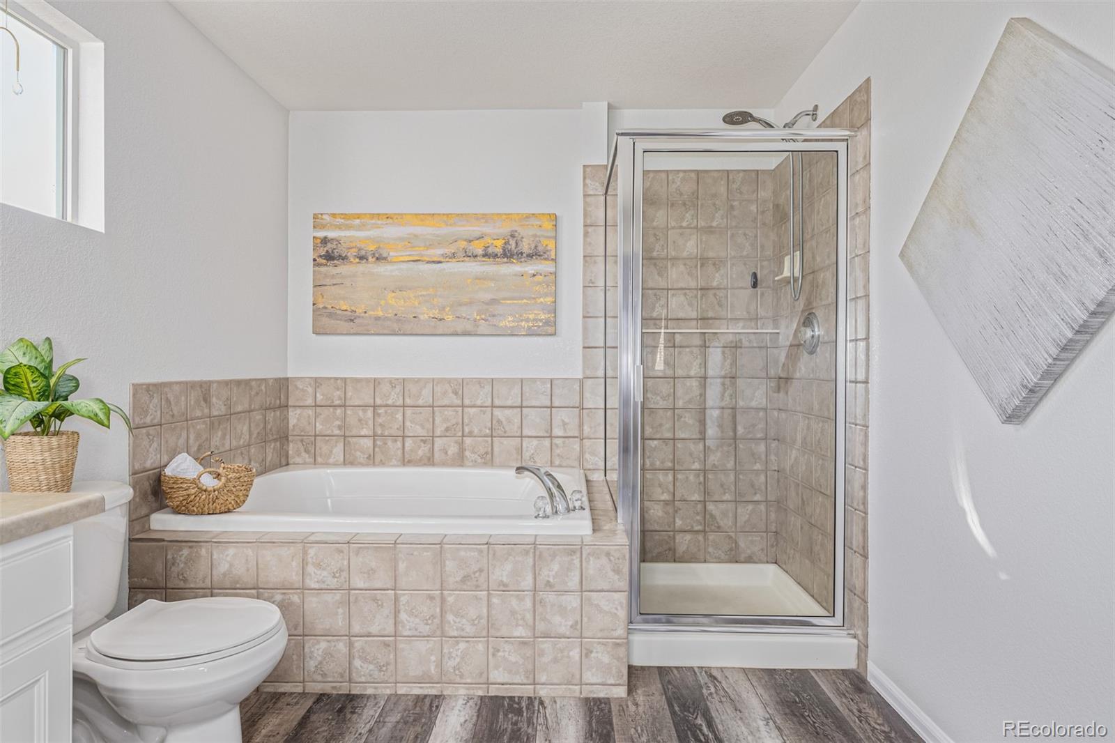 Erie, Colorado, 80516, United States, 3 Bedrooms Bedrooms, ,3 BathroomsBathrooms,Residential,For Sale,1993413