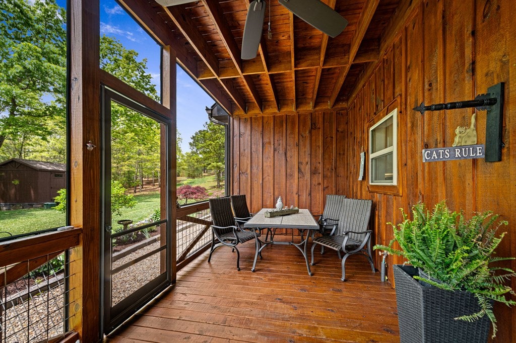 Blairsville, Georgia, 30512, United States, 4 Bedrooms Bedrooms, ,3 BathroomsBathrooms,Residential,For Sale,1876280