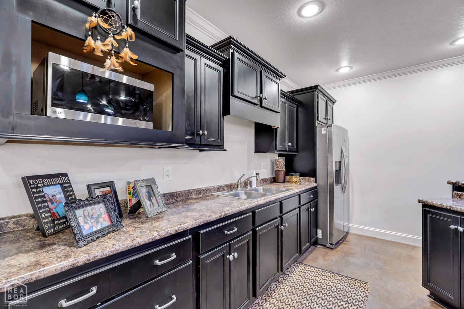 Jonesboro, Arkansas, 72404, United States, ,5 BathroomsBathrooms,Residential,For Sale,1981825