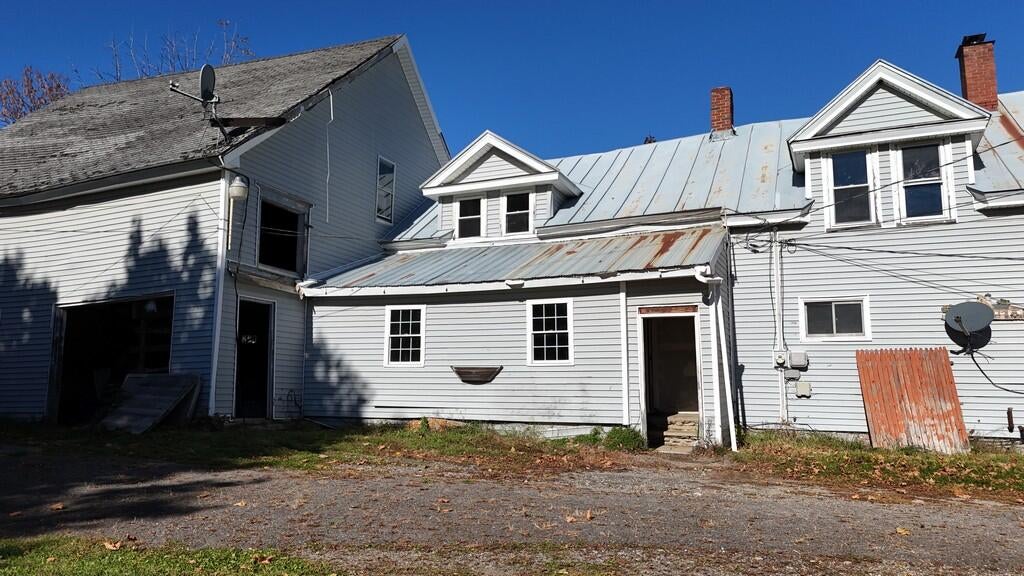High St, Newport, ME 04953 #1