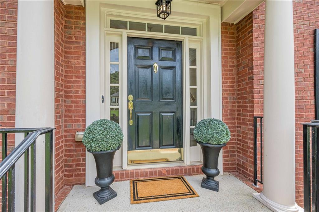 Cumming, Georgia, 30041, United States, 5 Bedrooms Bedrooms, ,5 BathroomsBathrooms,Residential,For Sale,1919838