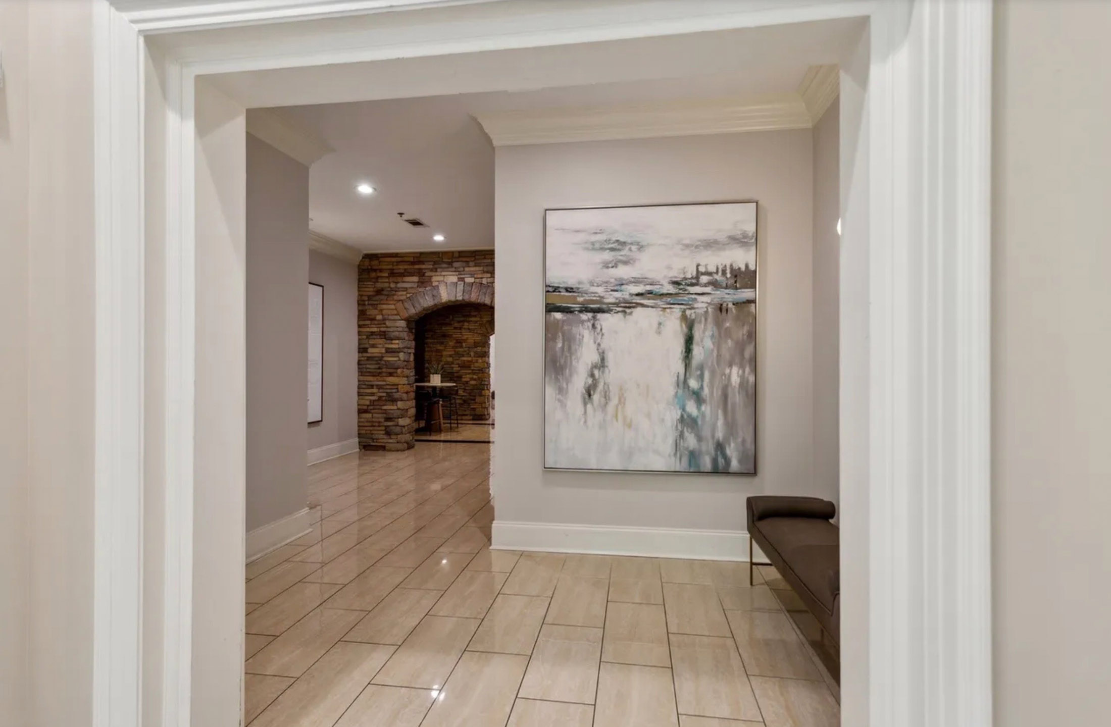  Showstopping Spacious Two Bedroom in the Exclusive Greystone at Vinings - 物件實景
