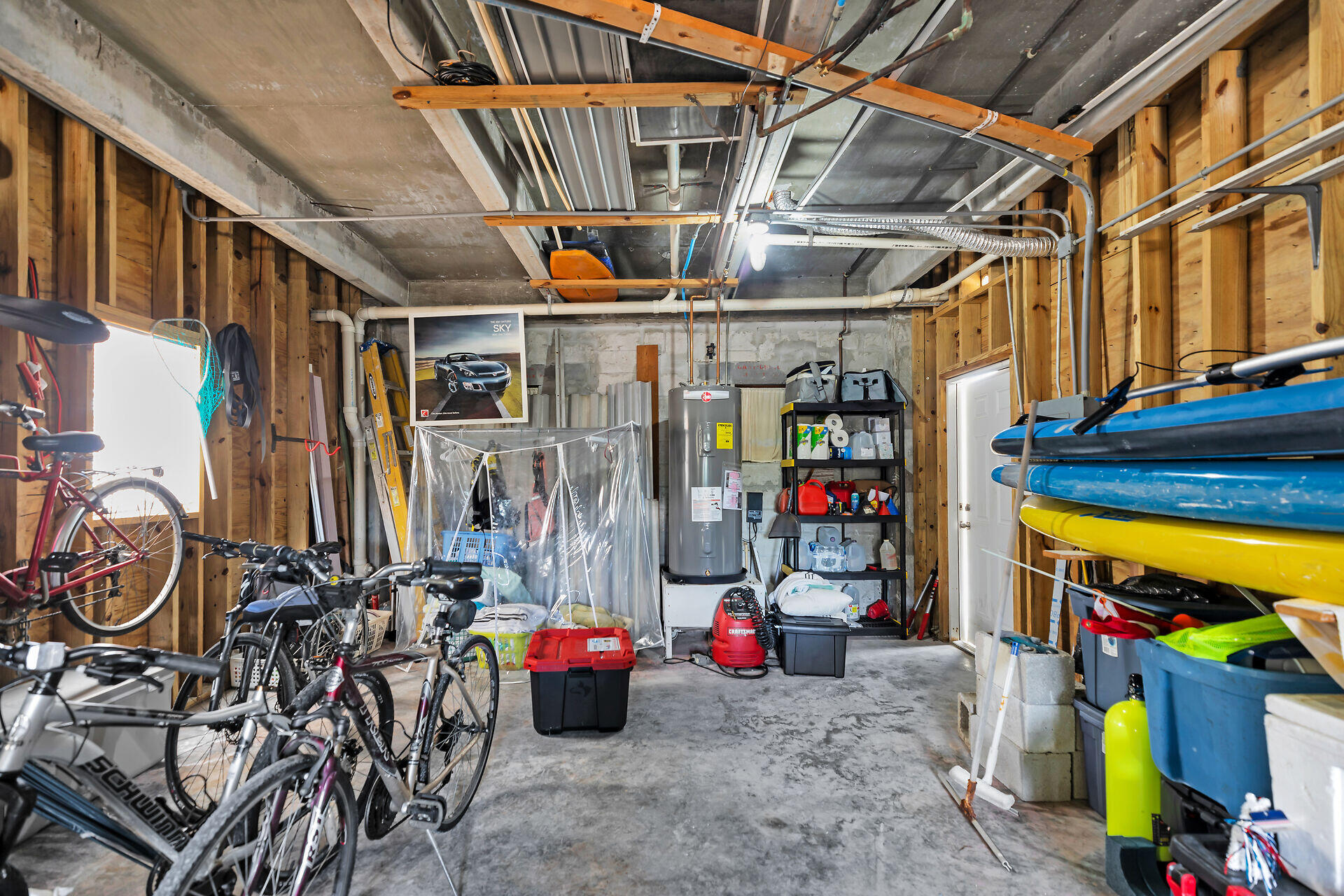 MARATHON, Florida, 33050, United States, 3 Bedrooms Bedrooms, ,2 BathroomsBathrooms,Residential,For Sale,2002078