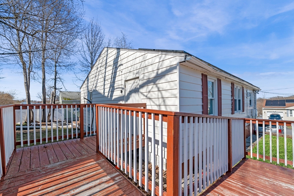 Lawrence, Massachusetts, 01841, United States, 4 Bedrooms Bedrooms, ,2 BathroomsBathrooms,Residential,For Sale,1871018