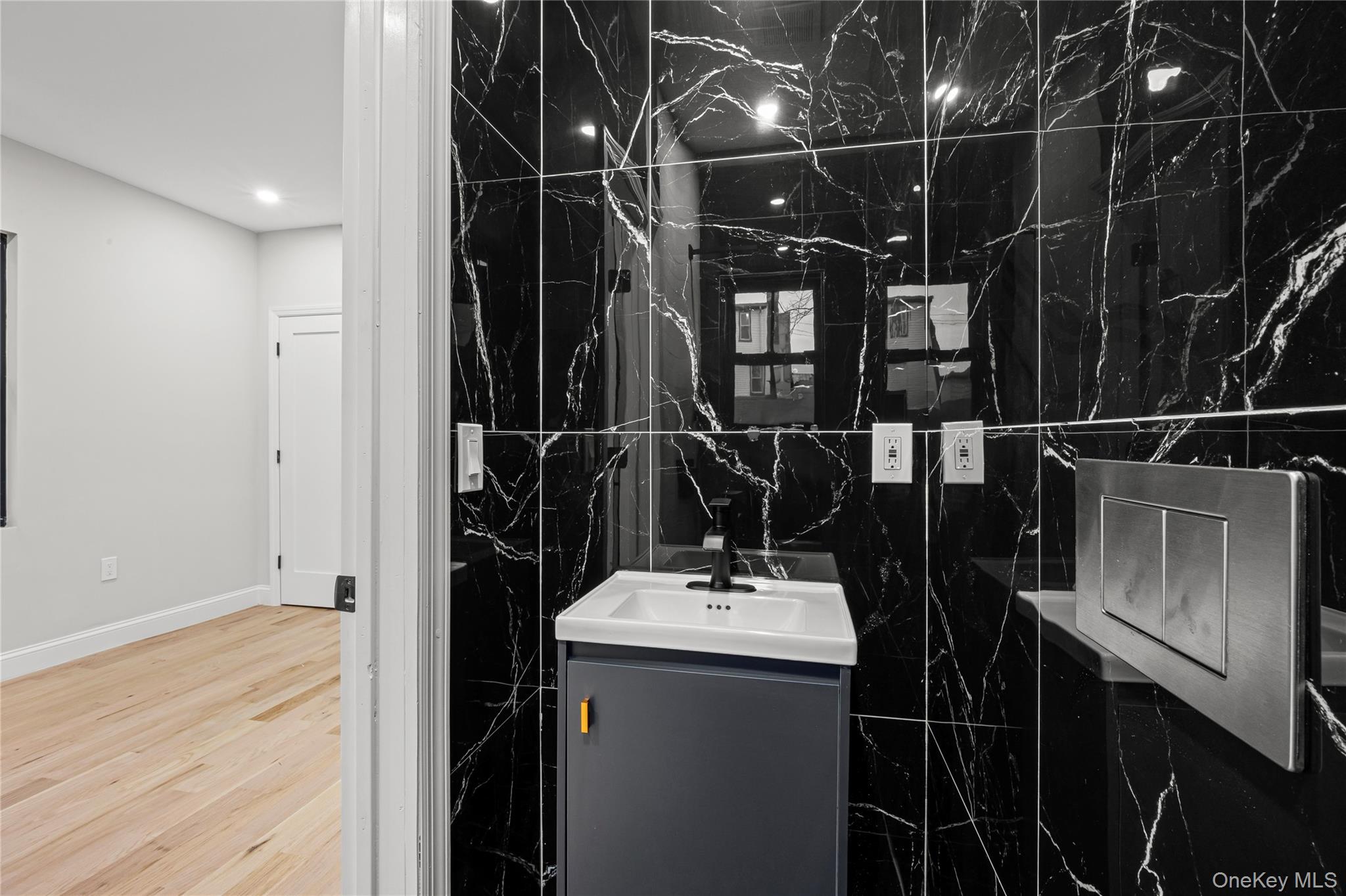 Jamaica, New York, 11434, United States, 4 Bedrooms Bedrooms, ,3 BathroomsBathrooms,Residential,For Sale,2003093