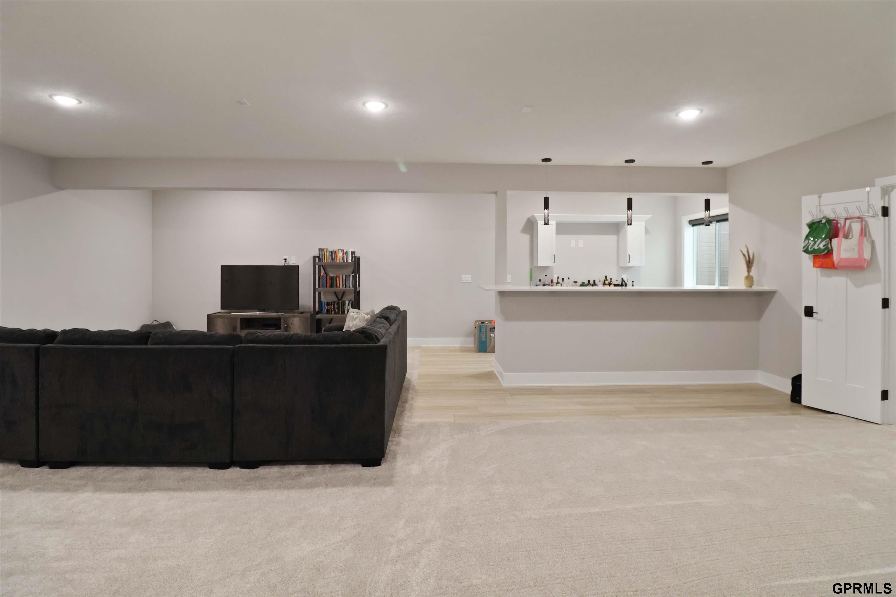 Papillion, Nebraska, 68046, United States, 5 Bedrooms Bedrooms, ,5 BathroomsBathrooms,Residential,For Sale,1846558