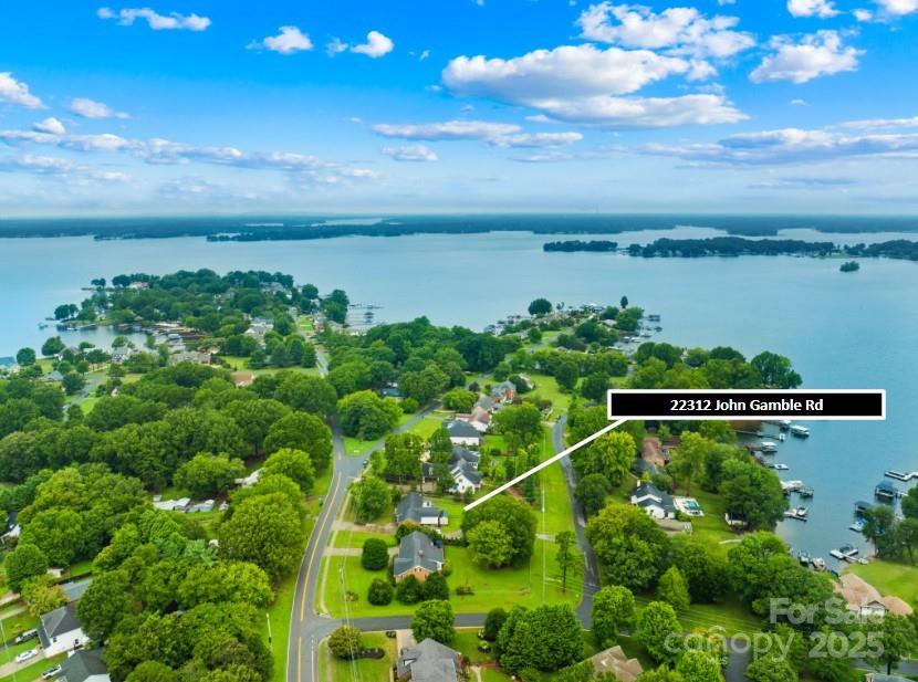 Cornelius, North Carolina, 28031, United States, 3 Bedrooms Bedrooms, ,3 BathroomsBathrooms,Residential,For Sale,1981519