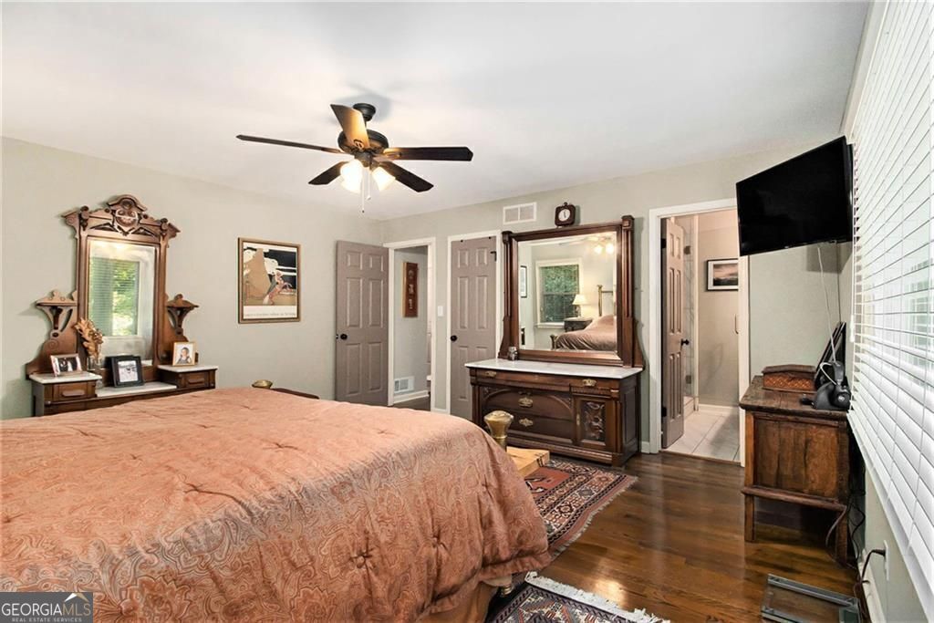 Atlanta, Georgia, 30328, United States, 4 Bedrooms Bedrooms, ,3 BathroomsBathrooms,Residential,For Sale,1858983