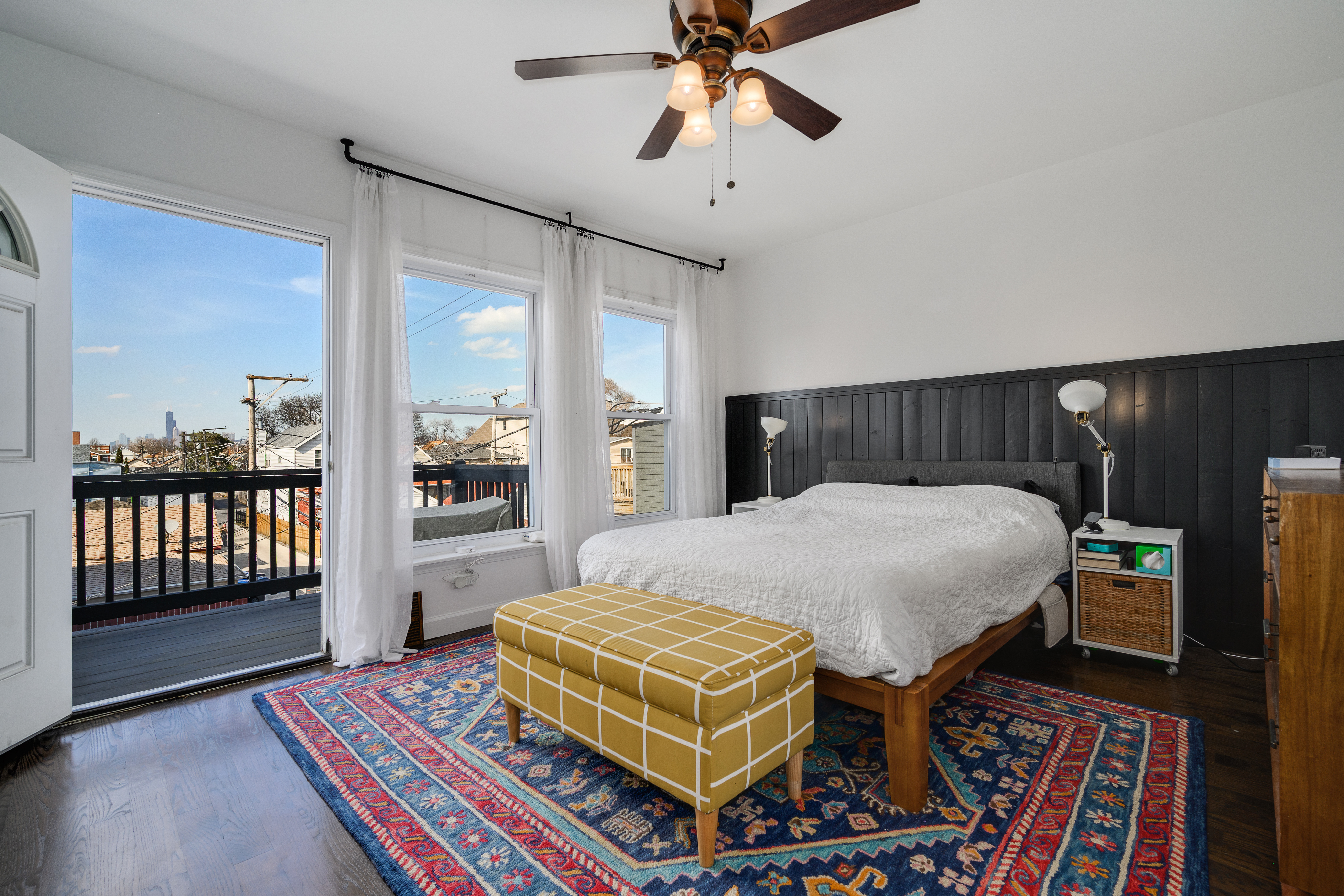  Incredible Opportunity in Canaryville Bridgeport - 物件實景