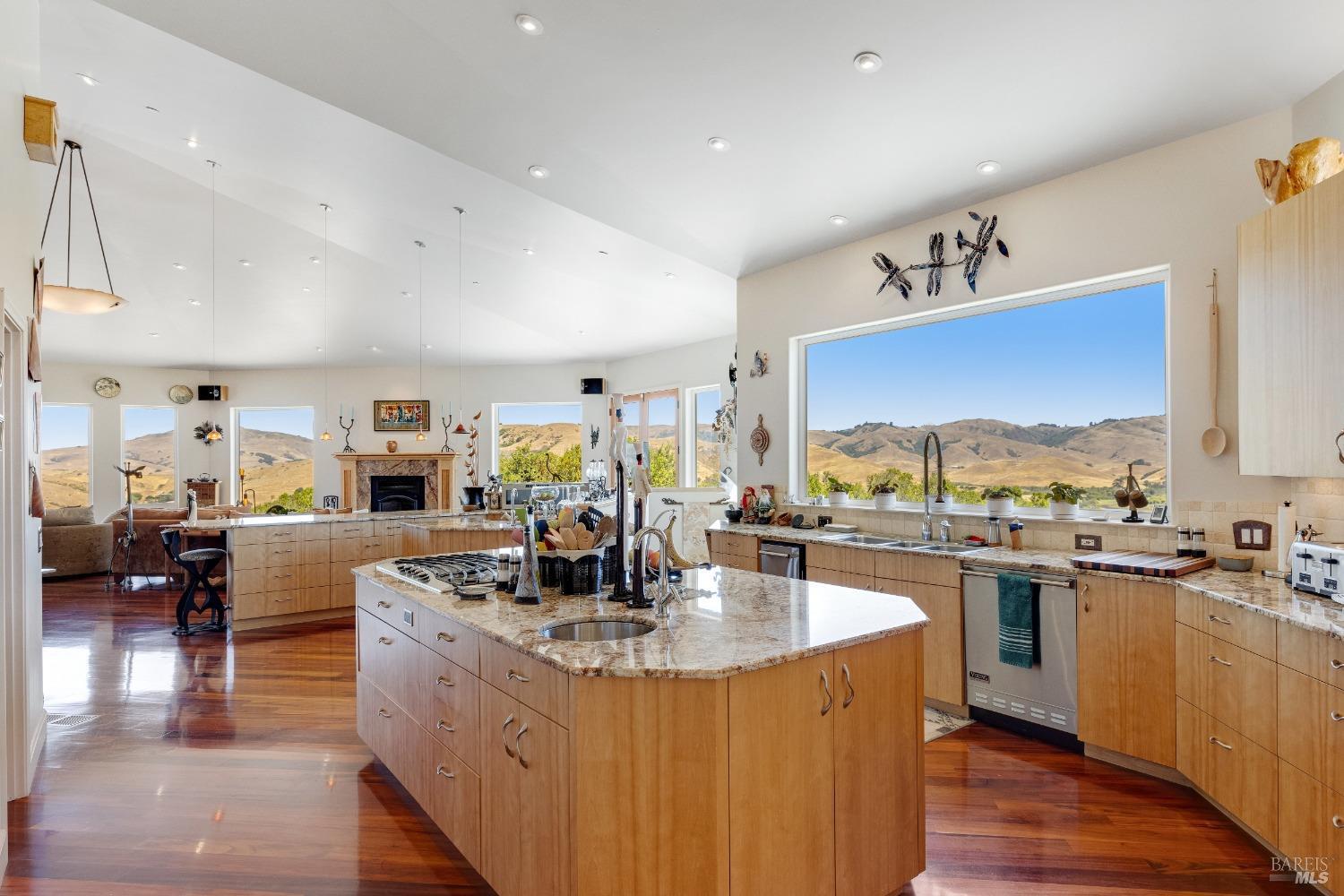 Nicasio, California, 94946, United States, 9 Bedrooms Bedrooms, ,6 BathroomsBathrooms,Residential,For Sale,1798262