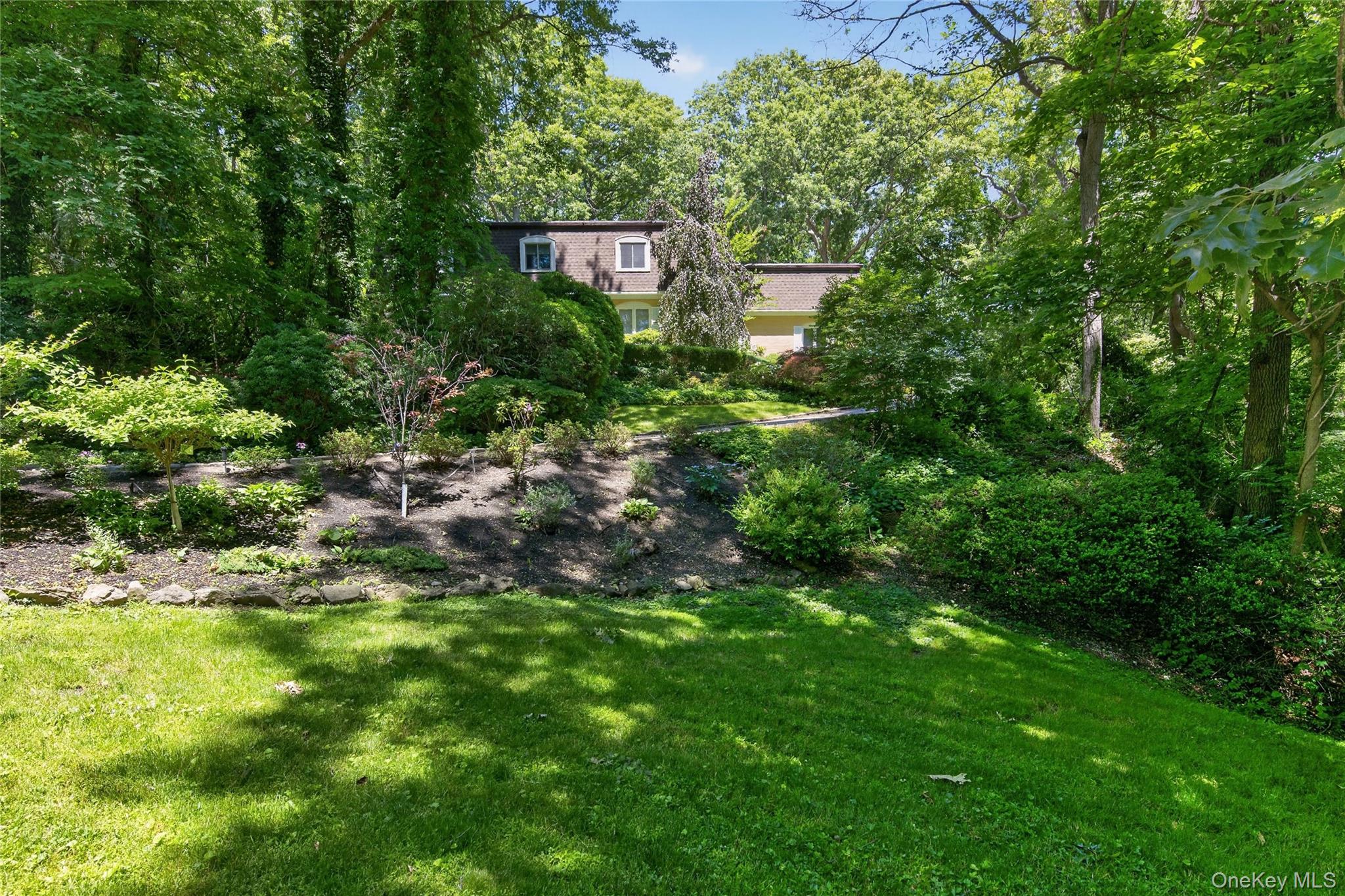  44 Koenig Drive, Oyster Bay Cove, NY, 11771 - 物件實景