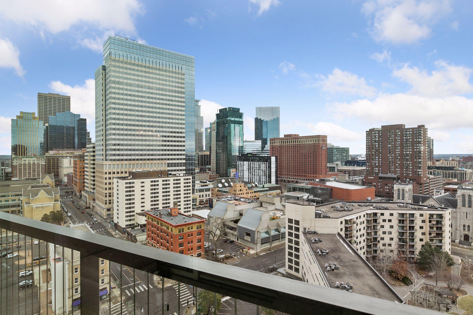 Minneapolis, Minnesota, 55403, United States, 2 Bedrooms Bedrooms, ,1 BathroomBathrooms,Residential,For Sale,1829145