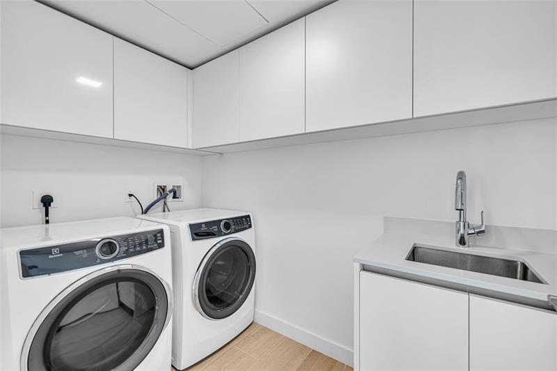 Pompano Beach, Florida, 33062, United States, 3 Bedrooms Bedrooms, ,4 BathroomsBathrooms,Residential,For Sale,1903795