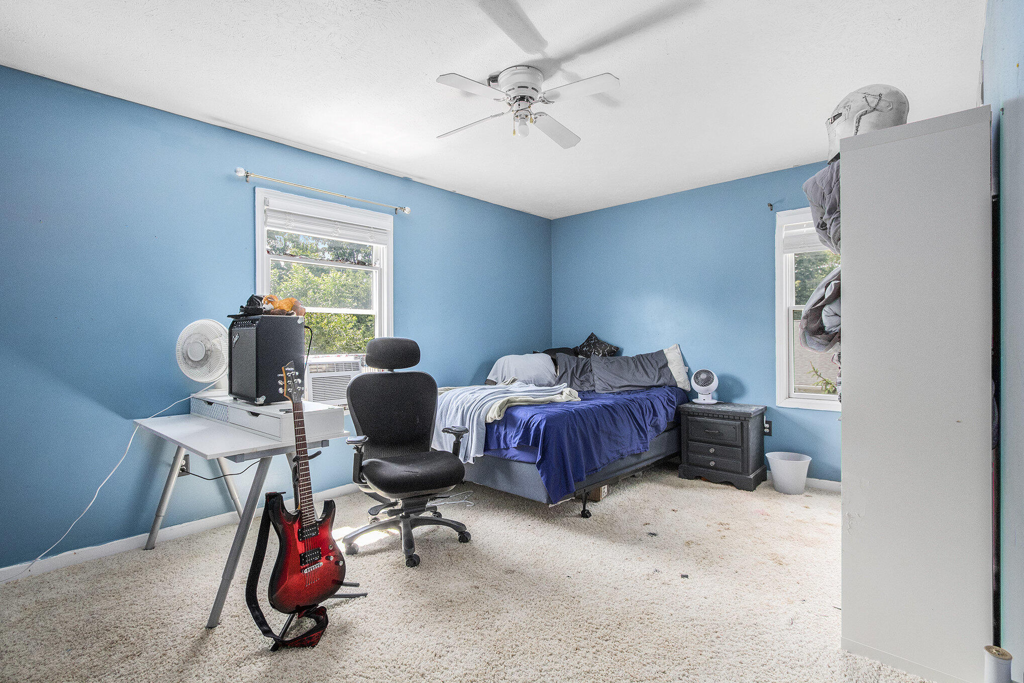 Edwardsburg, Michigan, 49112, United States, 6 Bedrooms Bedrooms, ,4 BathroomsBathrooms,Residential,For Sale,1940260