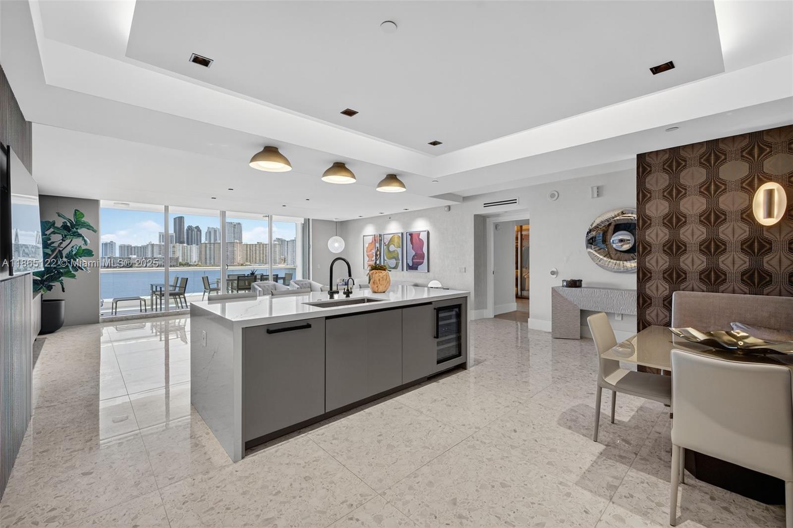 Aventura, Florida, 33160, United States, 3 Bedrooms Bedrooms, ,4 BathroomsBathrooms,Residential,For Sale,1942054