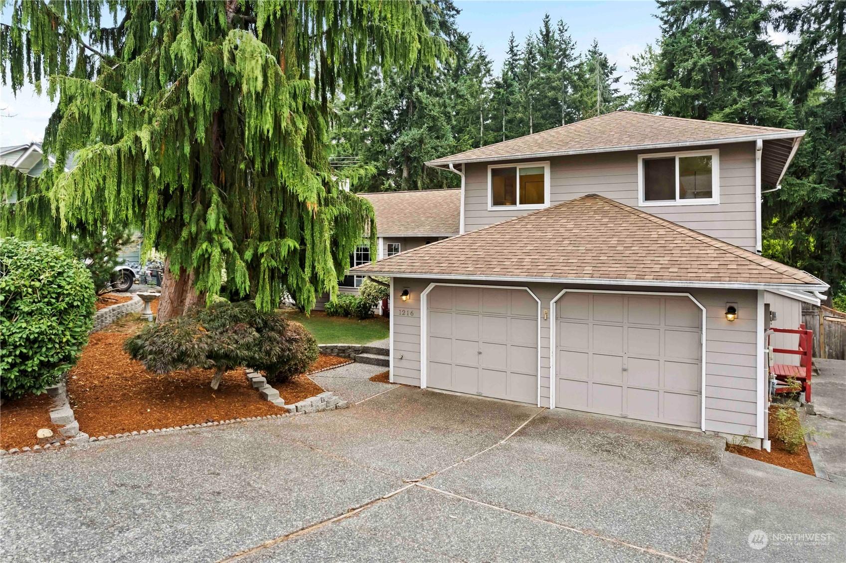1216 211TH PLACE SW, LYNNWOOD, Washington, 98036, United States, 4 Bedrooms Bedrooms, ,3 BathroomsBathrooms,Residential,For Sale,1216 211TH PLACE SW,1617346
