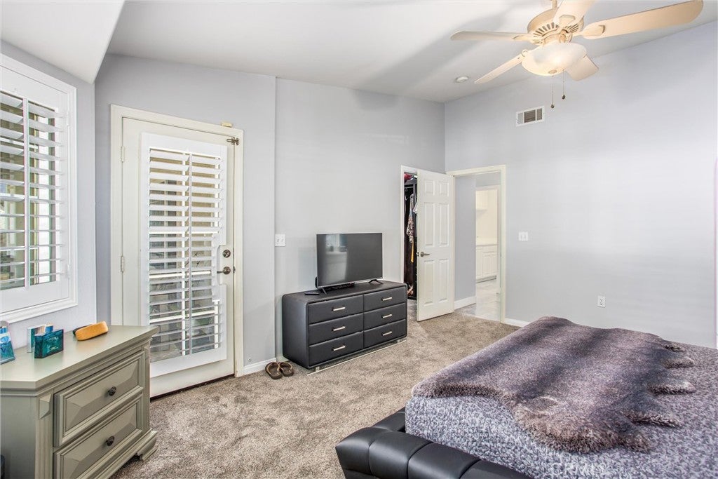 Yucaipa, California, 92399, United States, 5 Bedrooms Bedrooms, ,3 BathroomsBathrooms,Residential,For Sale,1980066