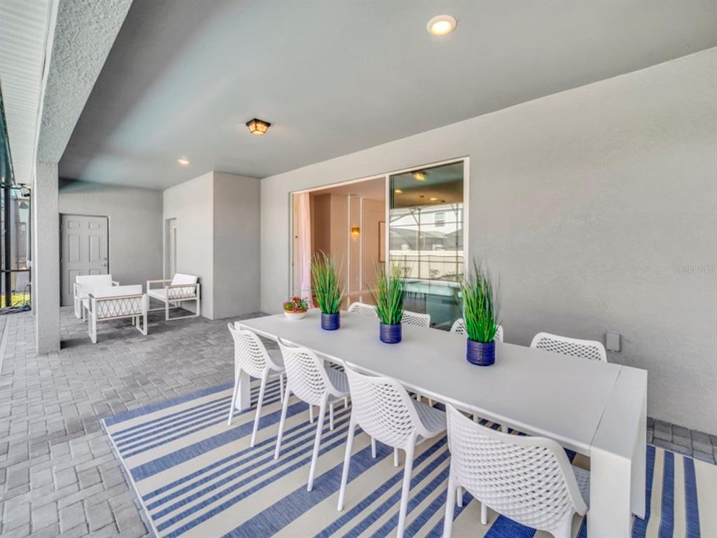 Davenport, Florida, 33897, United States, 10 Bedrooms Bedrooms, ,8 BathroomsBathrooms,Residential,For Sale,1736940