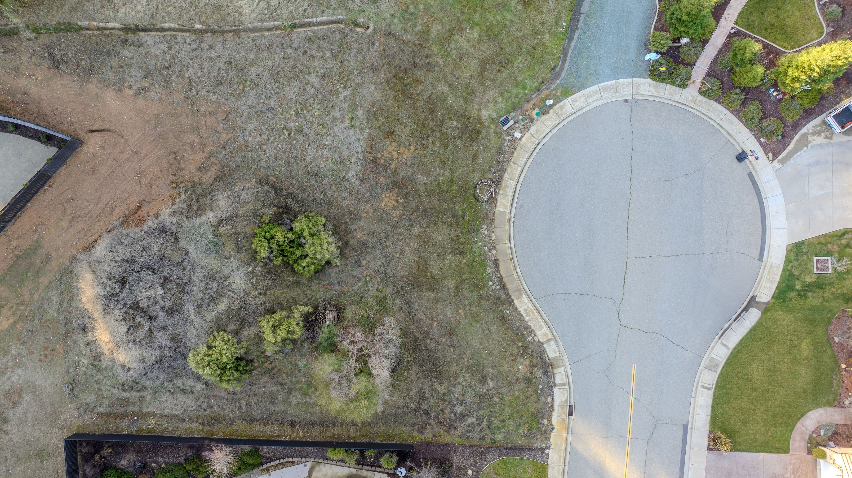  Desirable neighborhood lot ready for development - 物件實景