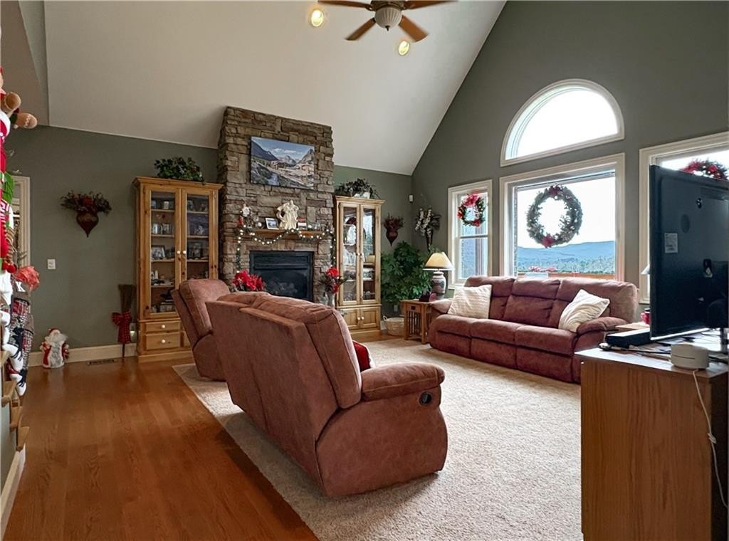 Harrison, Arkansas, 72601, United States, 3 Bedrooms Bedrooms, ,3 BathroomsBathrooms,Residential,For Sale,2005691