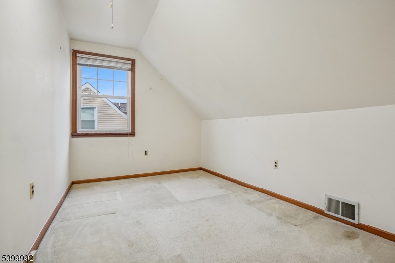 Union Twp., New Jersey, 07083, United States, 4 Bedrooms Bedrooms, ,2 BathroomsBathrooms,Residential,For Sale,2001957