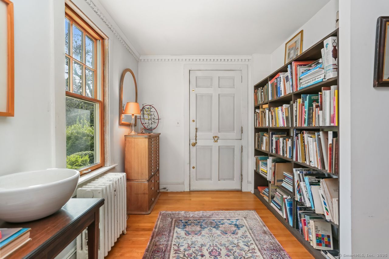 Westport, Connecticut, 06880, United States, 4 Bedrooms Bedrooms, ,3 BathroomsBathrooms,Residential,For Sale,1938739