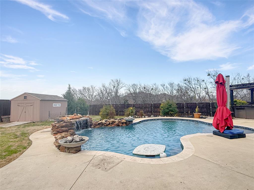Forney, Texas, 75126, United States, 5 Bedrooms Bedrooms, ,4 BathroomsBathrooms,Residential,For Sale,1736968