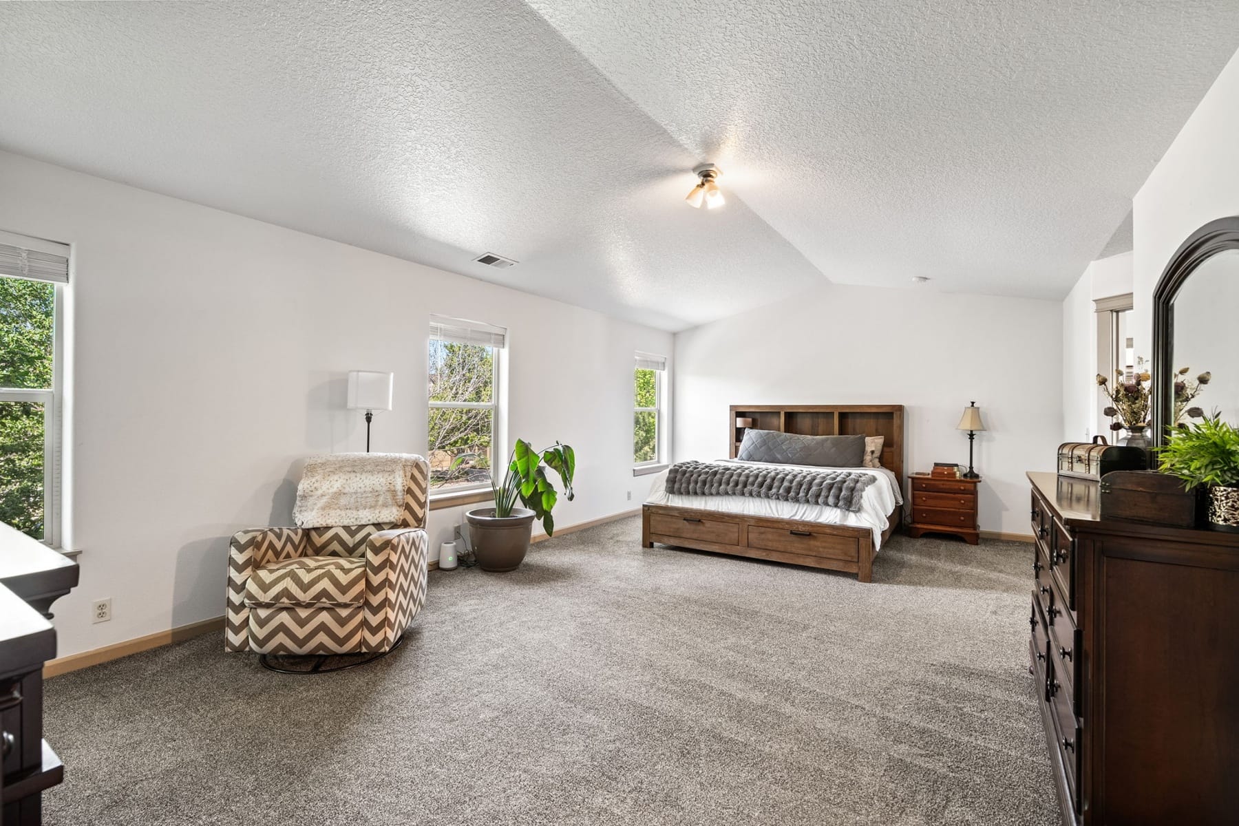  2847 SW Indian Place Redmond, OR 97756 - 物件實景