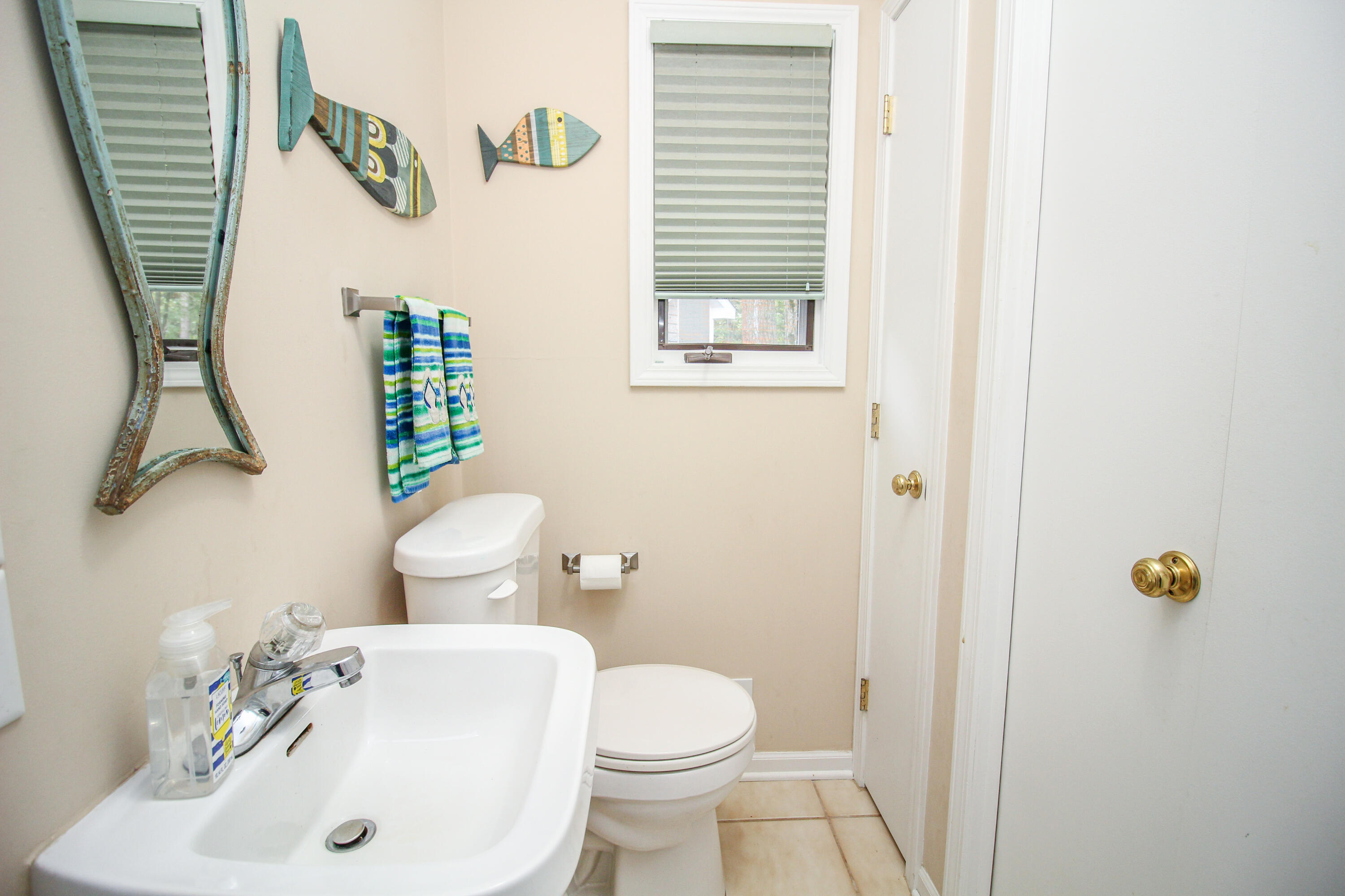 South Haven, Michigan, 49090, United States, 3 Bedrooms Bedrooms, ,4 BathroomsBathrooms,Residential,For Sale,1982825