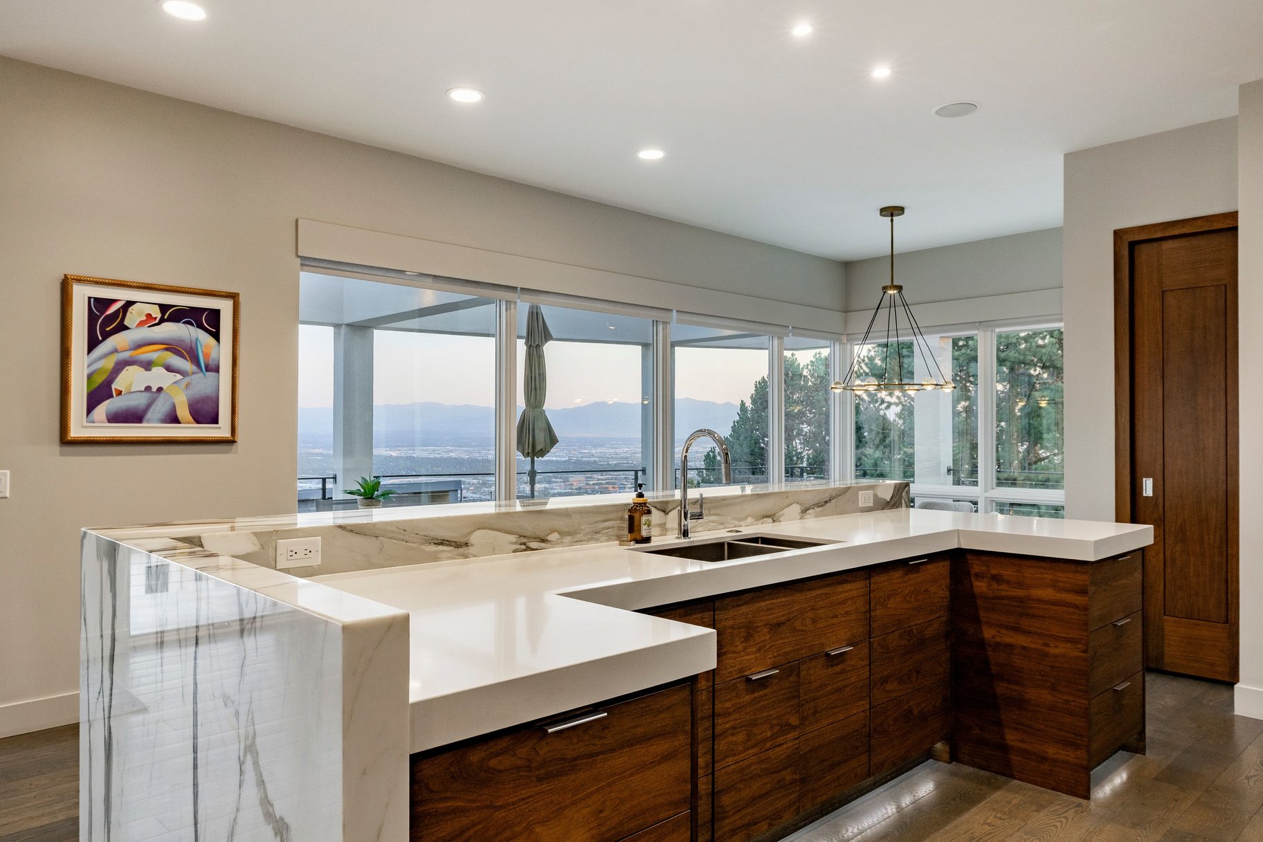  Premier Modern Residence in Dorchester Pointe with Panoramic Views - 物件實景