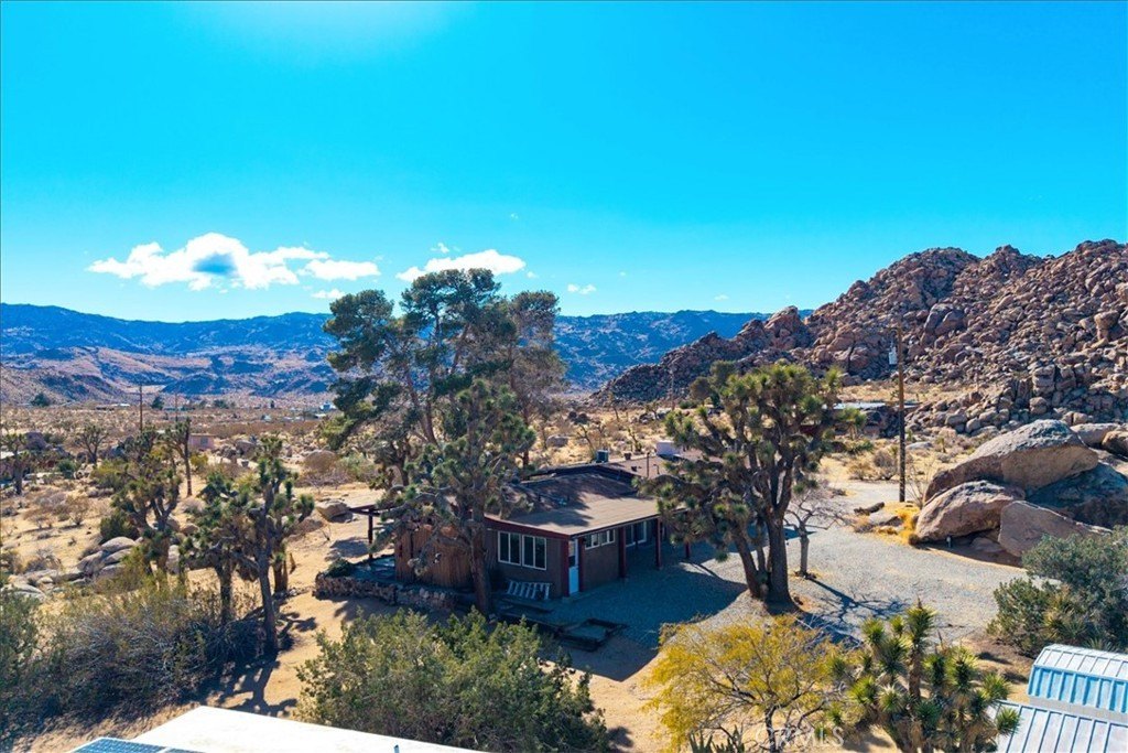 Joshua Tree, California, 92252, United States, 3 Bedrooms Bedrooms, ,2 BathroomsBathrooms,Residential,For Sale,1942307