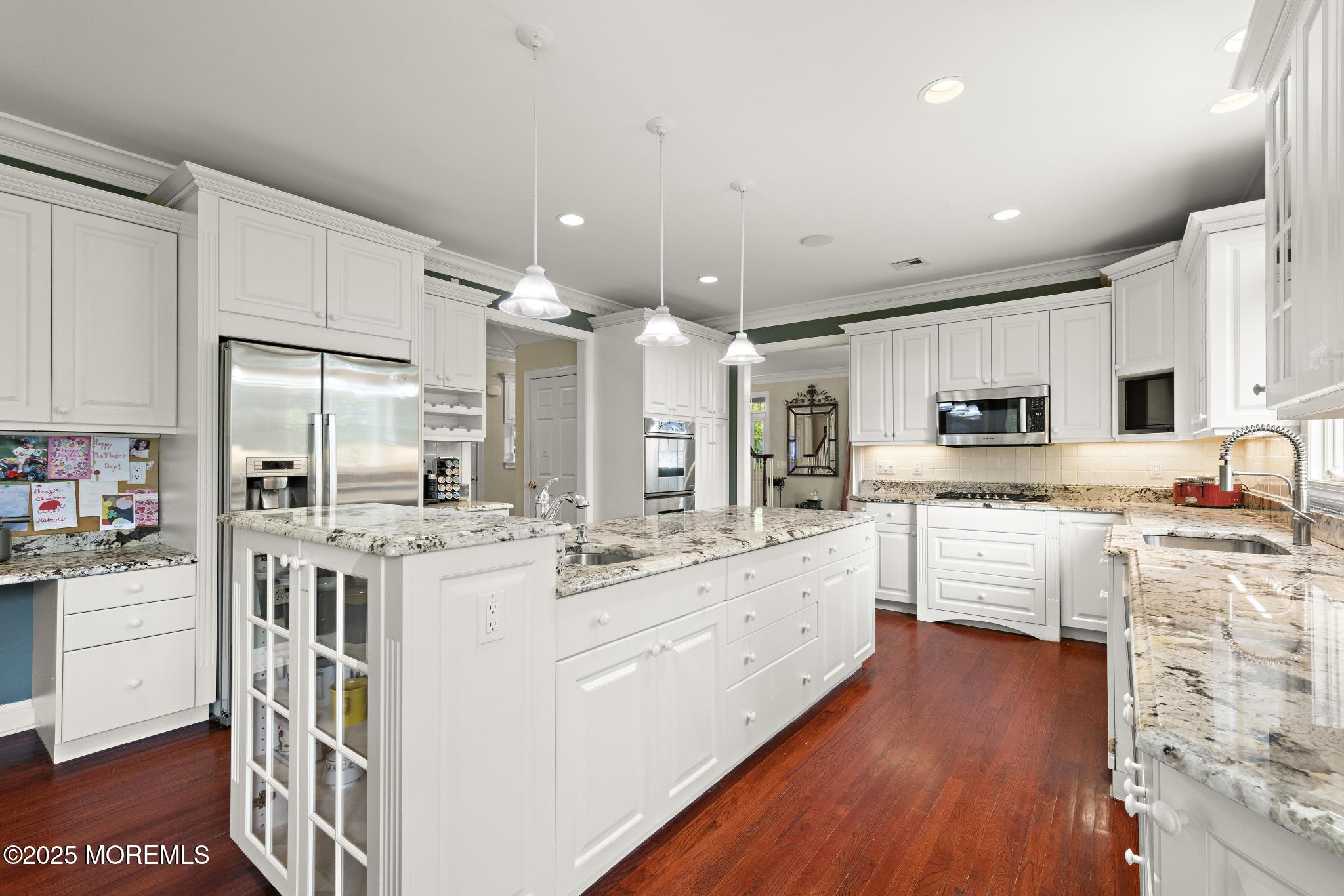 Wall, New Jersey, 07719, United States, 6 Bedrooms Bedrooms, ,4 BathroomsBathrooms,Residential,For Sale,2003107