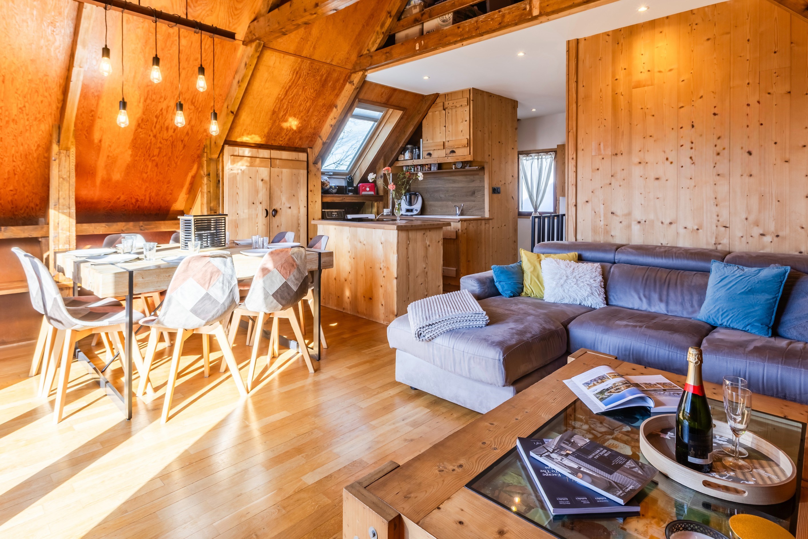  Chalet Maronne - Close to the slopes of Alpe d