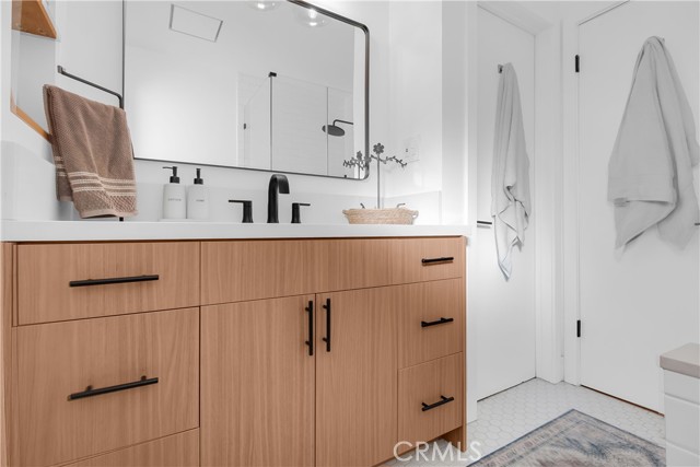 Granada Hills, California, 91344, United States, 3 Bedrooms Bedrooms, ,2 BathroomsBathrooms,Residential,For Sale,2000325