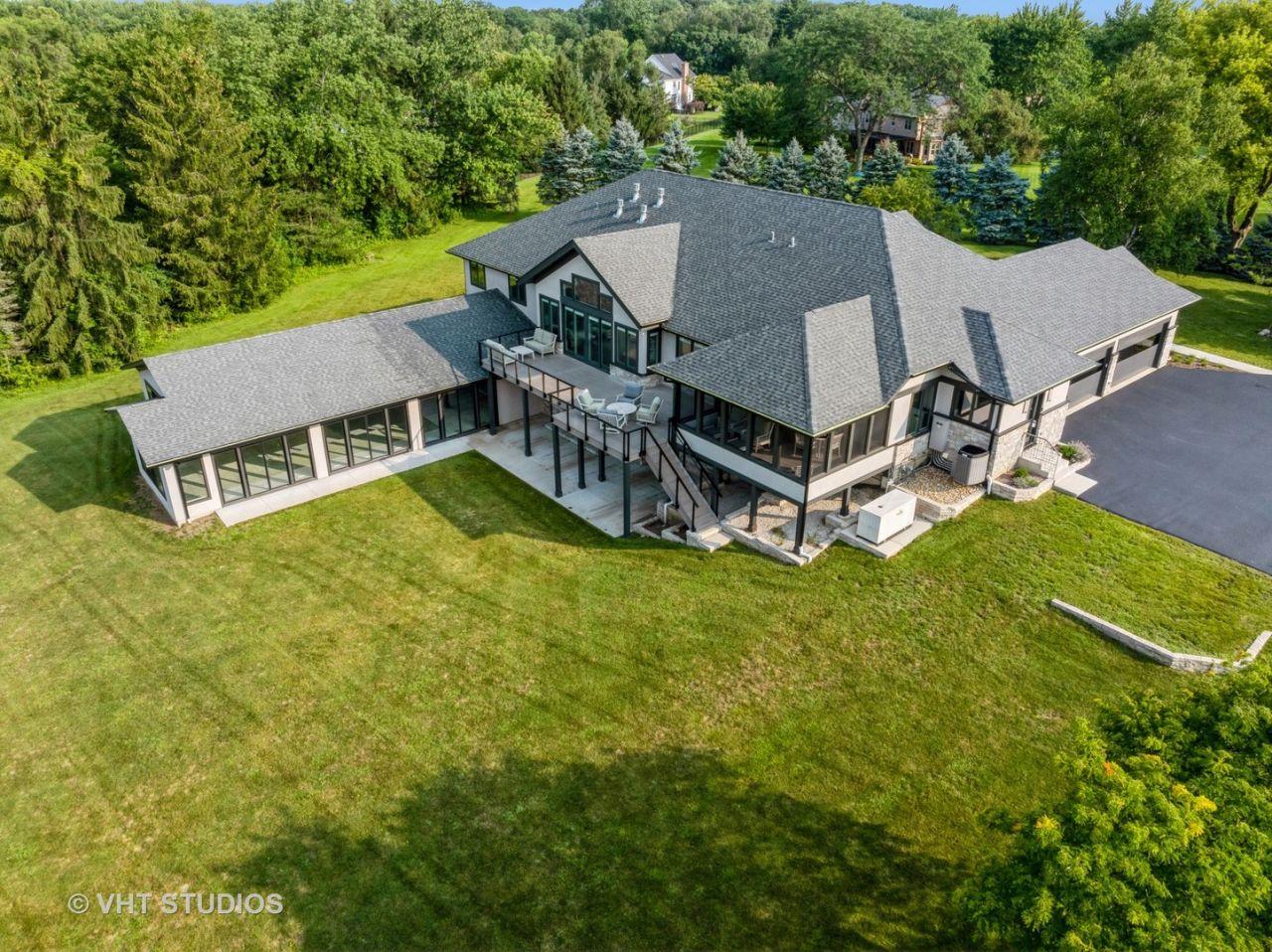 Barrington, Illinois, 60010, United States, 5 Bedrooms Bedrooms, ,5 BathroomsBathrooms,Residential,For Sale,1759208