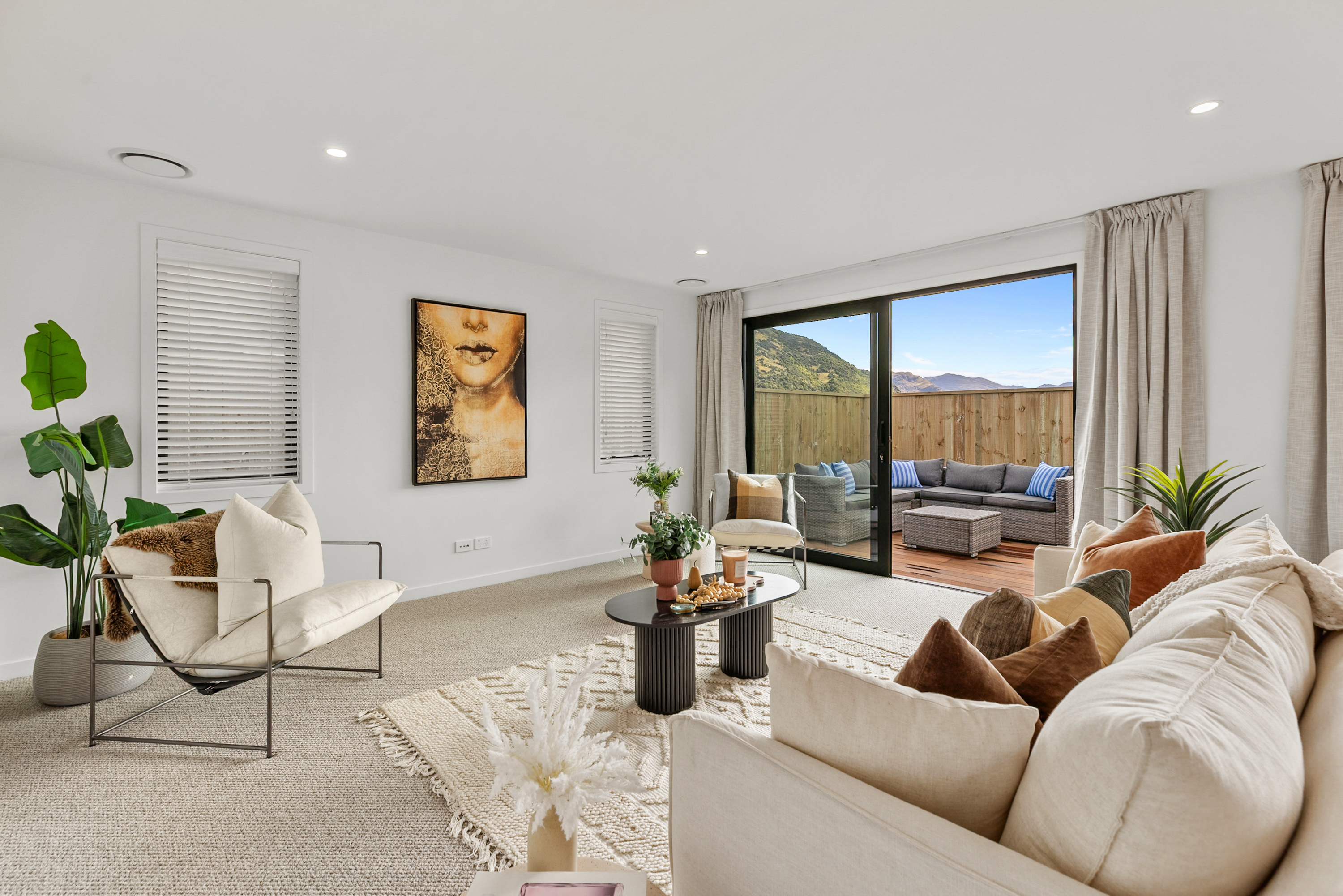  Home and Income - Done Brilliantly - 物件實景