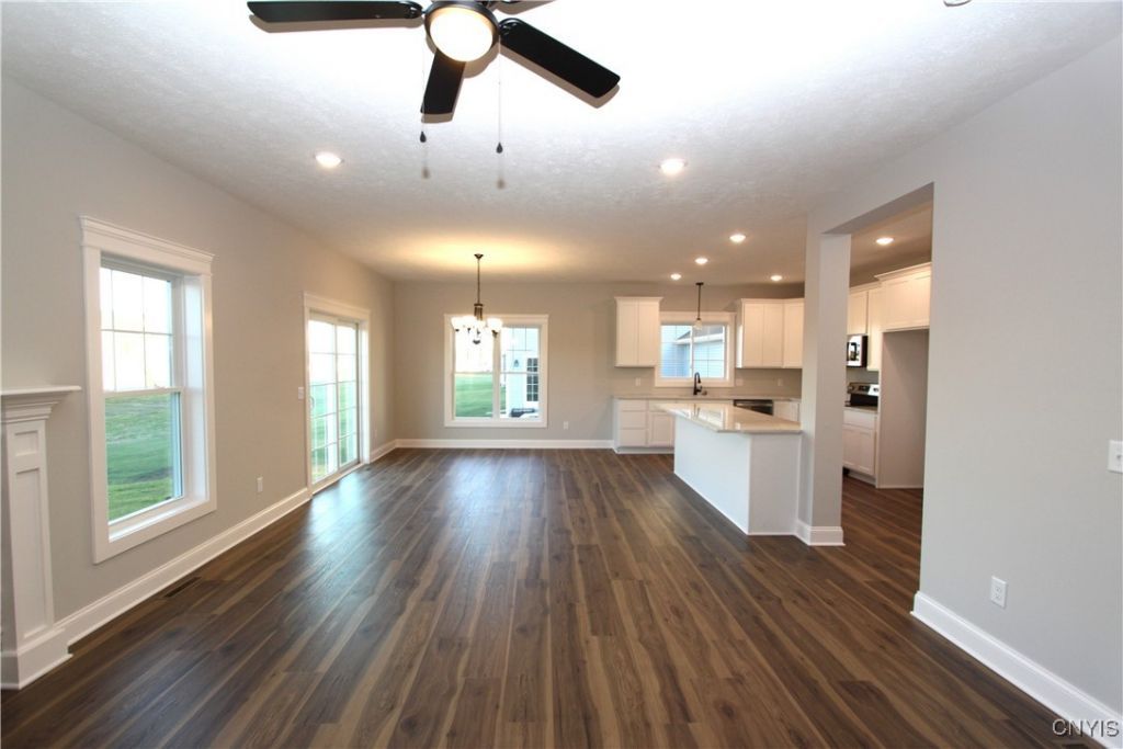 Baldwinsville, New York, 13027, United States, 3 Bedrooms Bedrooms, ,3 BathroomsBathrooms,Residential,For Sale,1918094