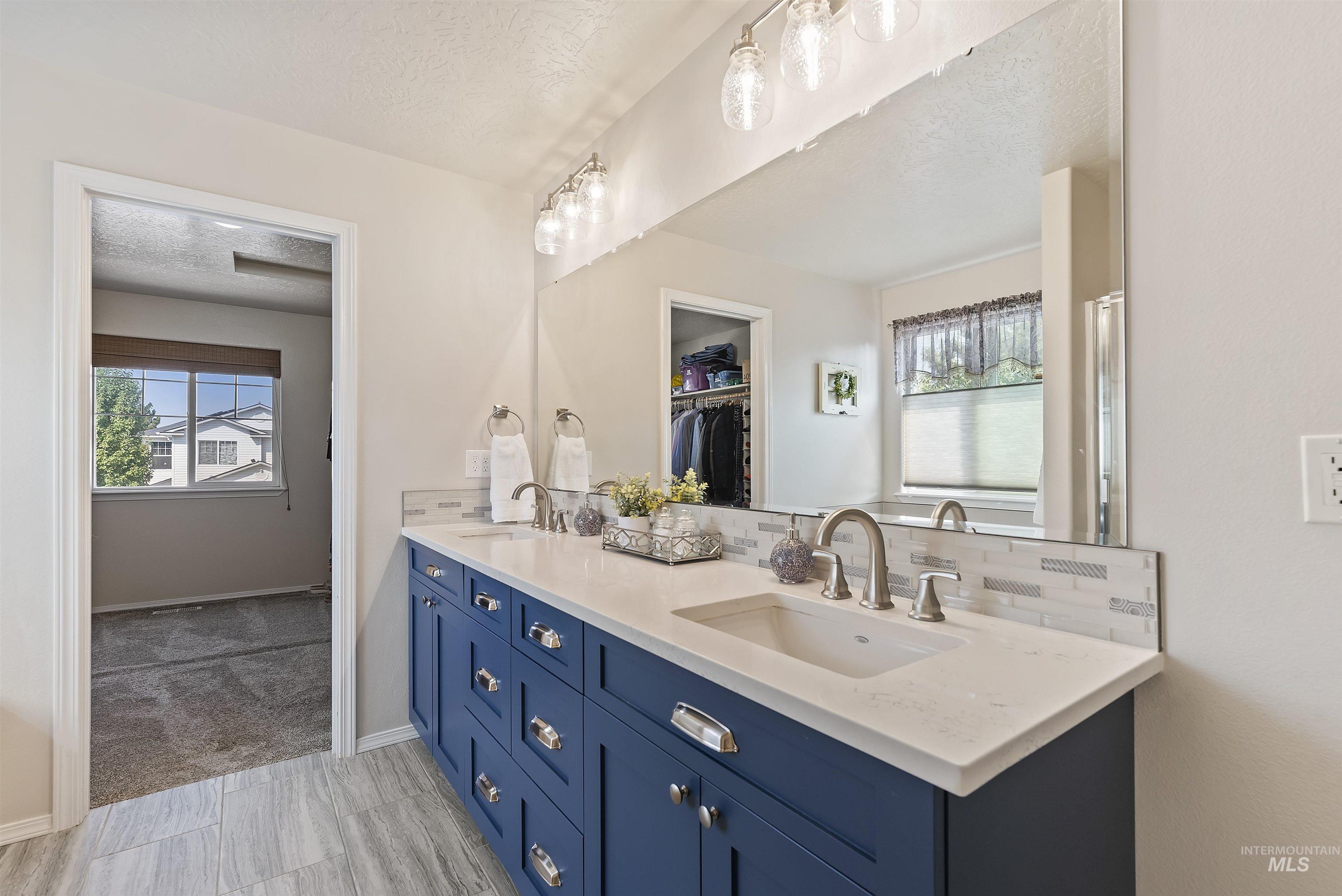 Meridian, Idaho, 83642-7897, United States, 4 Bedrooms Bedrooms, ,Residential,For Sale,1934676