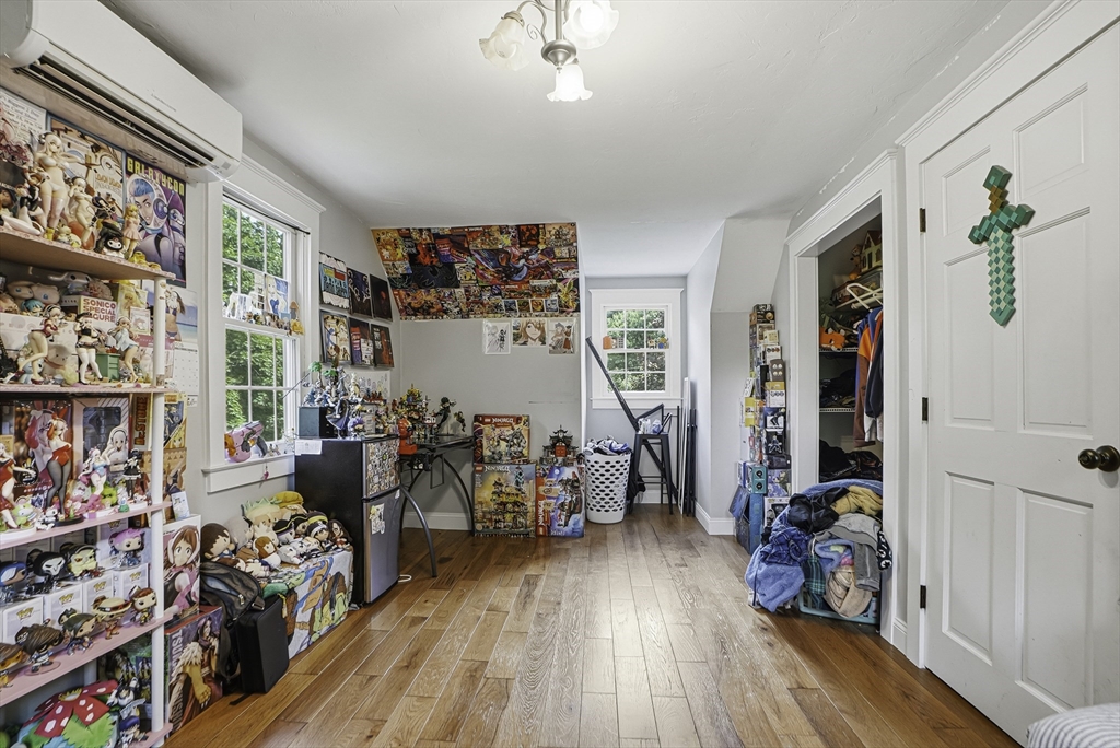 Franklin, Massachusetts, 02038, United States, 3 Bedrooms Bedrooms, ,Residential,For Sale,2048038