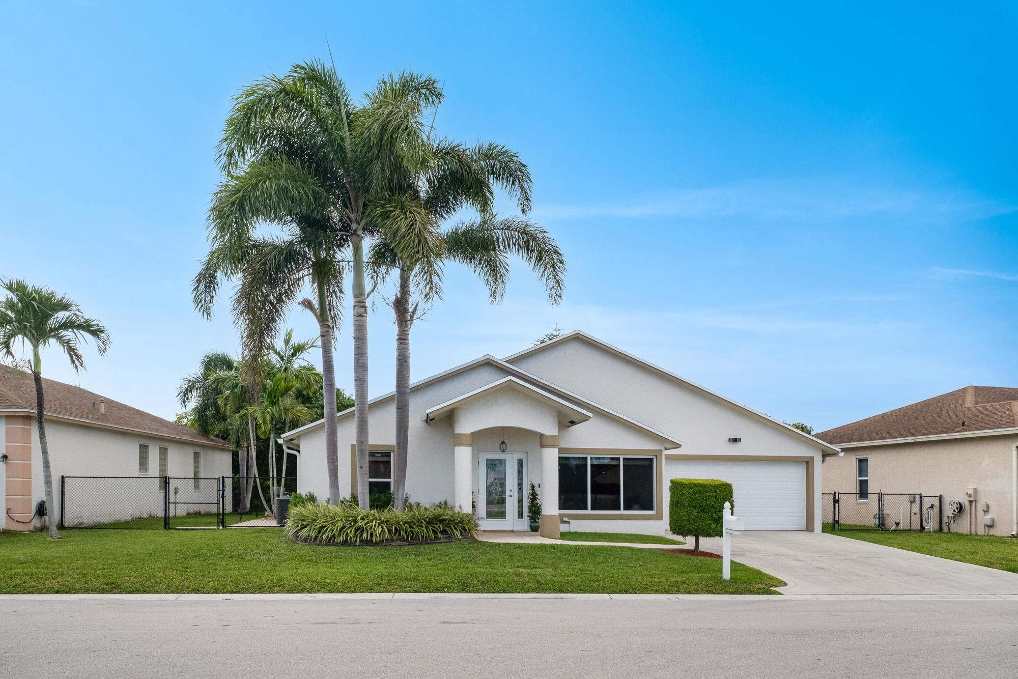  1128 Hatteras Circle, Greenacres, FL, 33413 - 物件實景